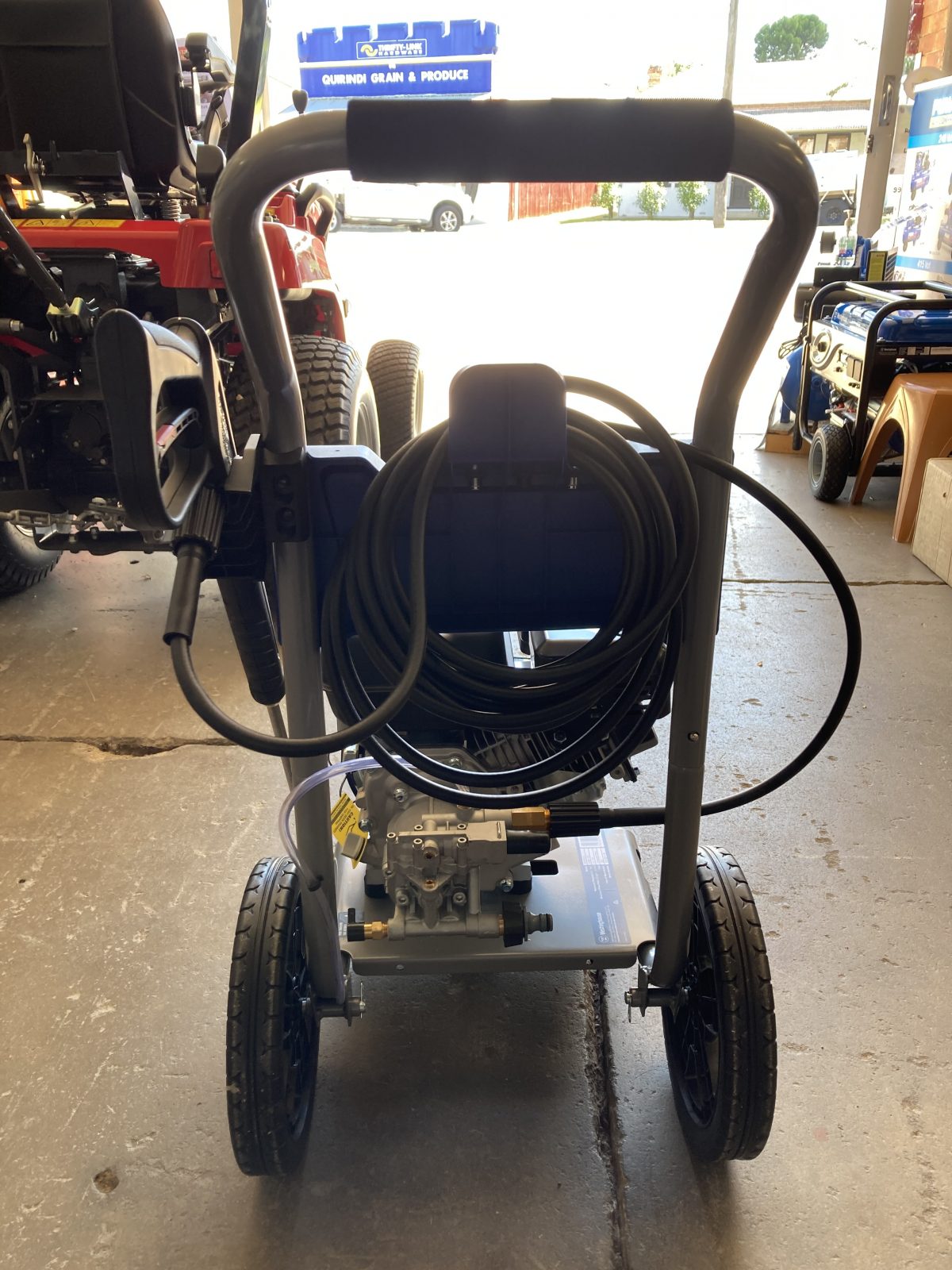 WESTINGHOUSE WPX3200 PRESSURE WASHERS - North West Farm Machinery